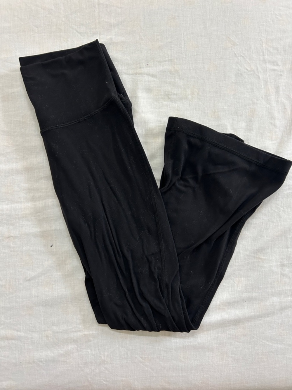 Aritzia Petite flare leggings